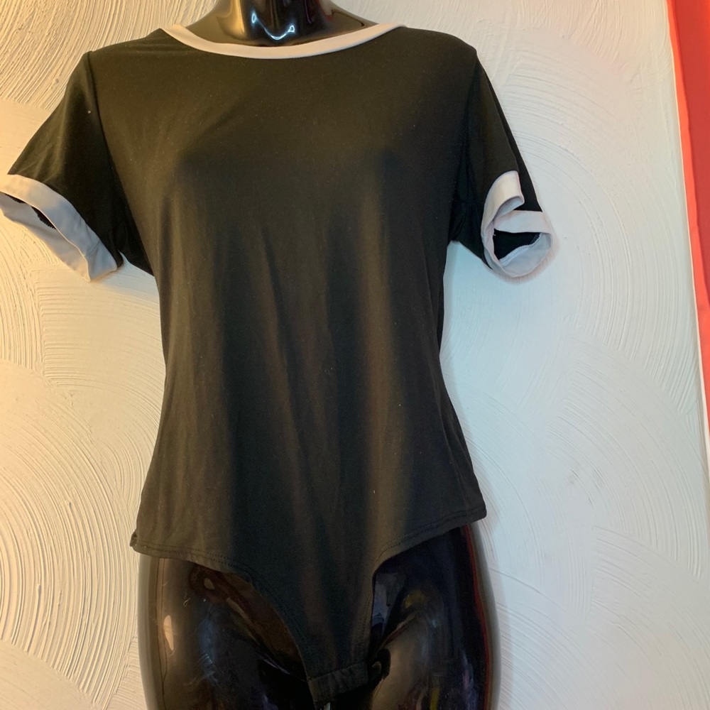 Forever 21 body suit 🖤